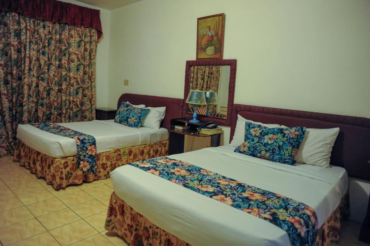 Glorianna Hotel Montego Bay Exterior photo