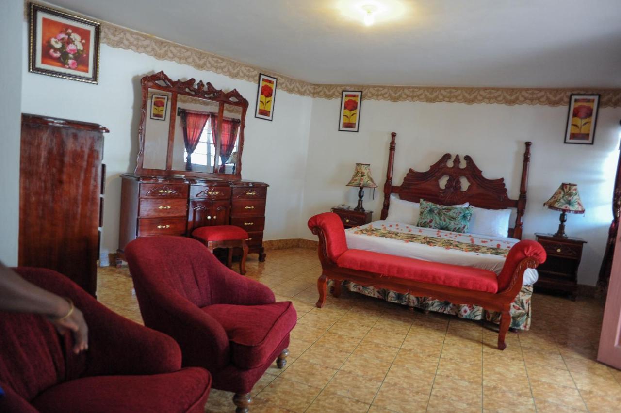 Glorianna Hotel Montego Bay Exterior photo